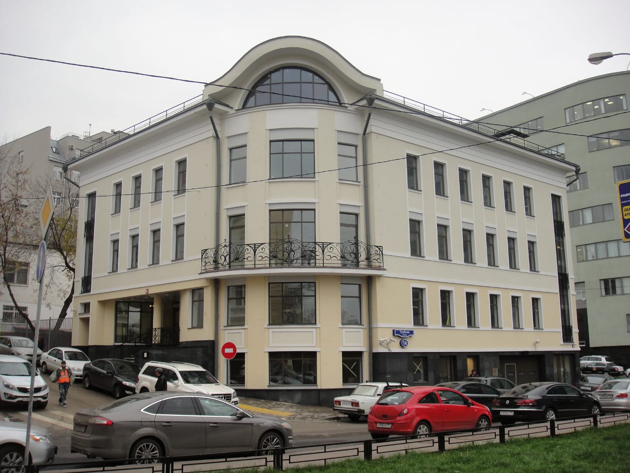 фасад дома, здание по адресу г Москва, ул Трубная, д 14